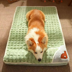 Cozy Haven Deluxe: Plush Winter Sofa Bed for Cats & Small to Medium Dogs - Machine Washable & Comfy