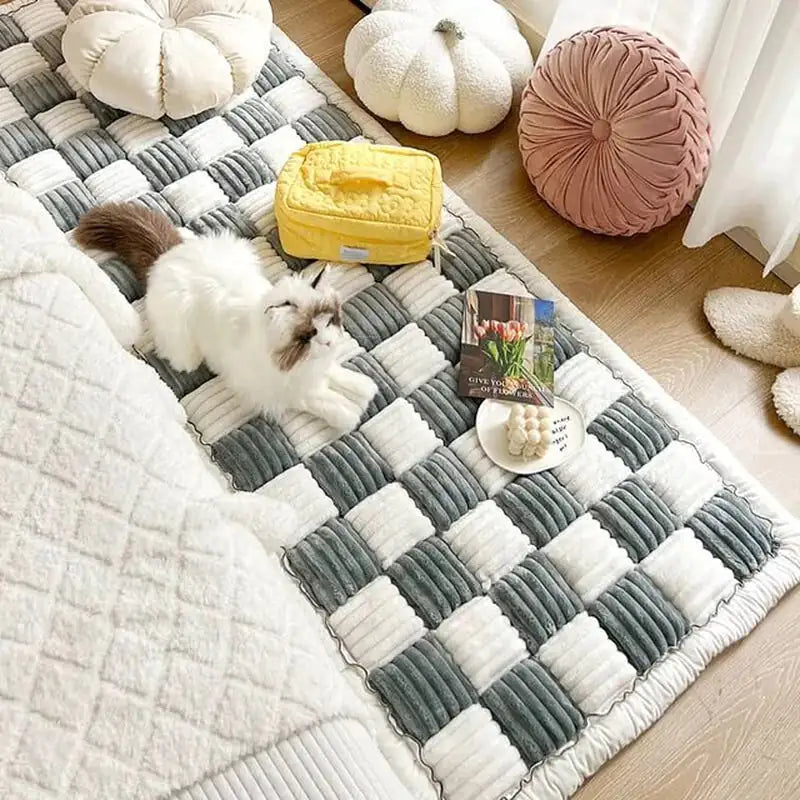 Plaid Square Pet Carpet for Ultimate Pet Relaxation